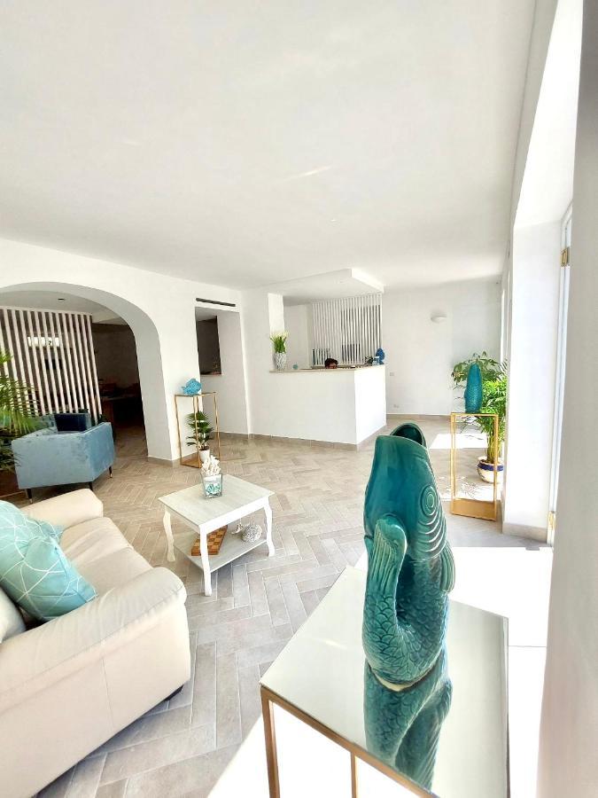 Hotel Guarracino กาปรี ภายนอก รูปภาพ